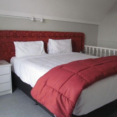 Phoenix Thermal Resort - Taupo Phòng bức ảnh