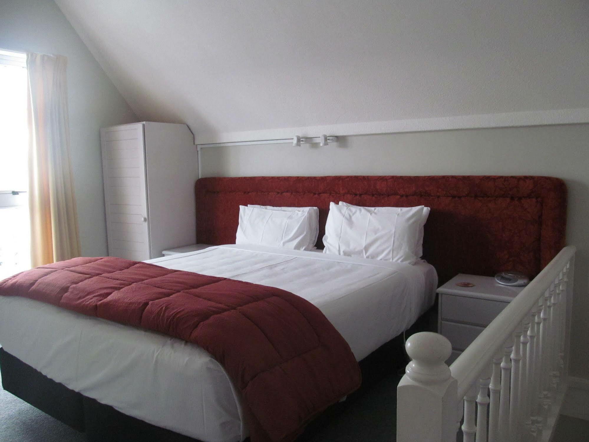 Phoenix Thermal Resort - Taupo Ngoại thất bức ảnh
